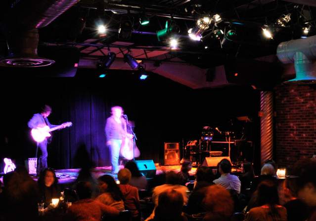 live music tonight